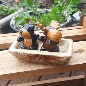 Moose & Bear salt and pepper shakers - Sonoma life + style